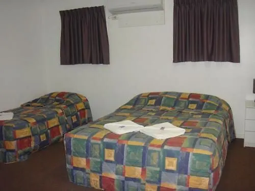 *** Hotel Ironbark Inn Longreach Australia